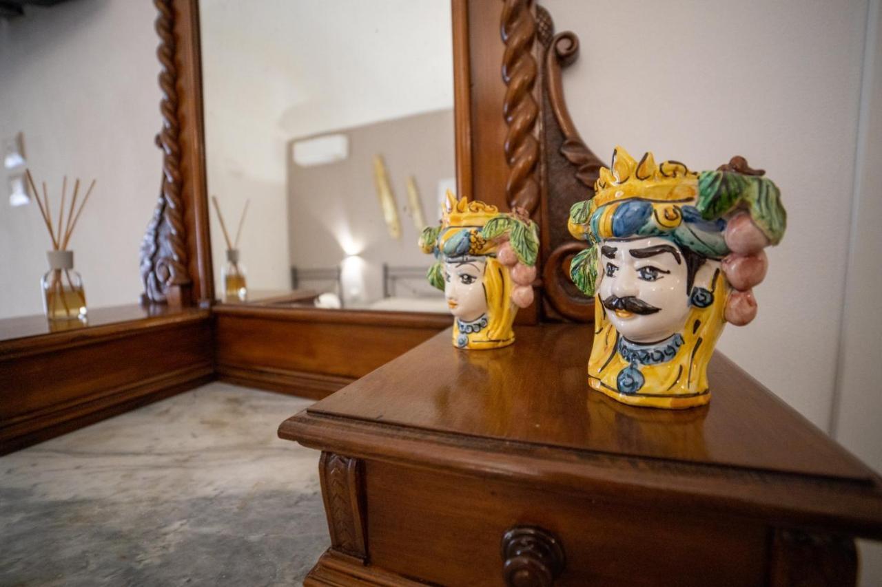 أفولا B&B Palazzo Loreto المظهر الخارجي الصورة