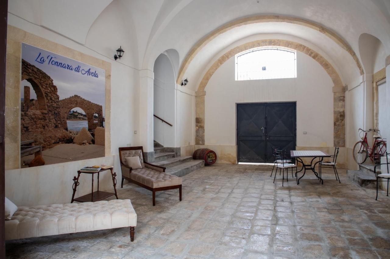 أفولا B&B Palazzo Loreto المظهر الخارجي الصورة