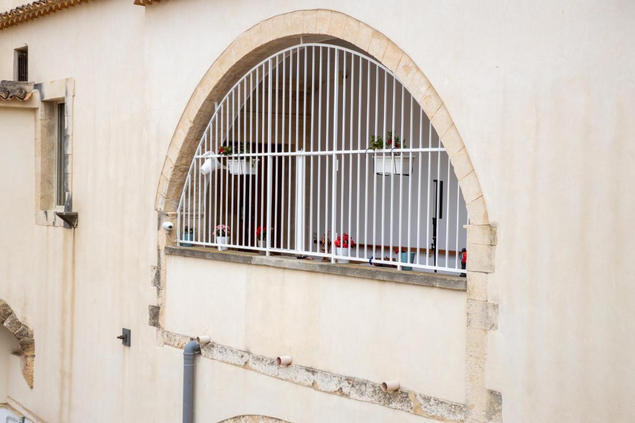 أفولا B&B Palazzo Loreto المظهر الخارجي الصورة